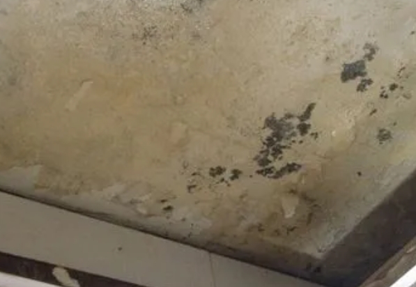 赣州阳台漏水维修公司分享下赣州卫生间渗水维修需要注意哪些问题。